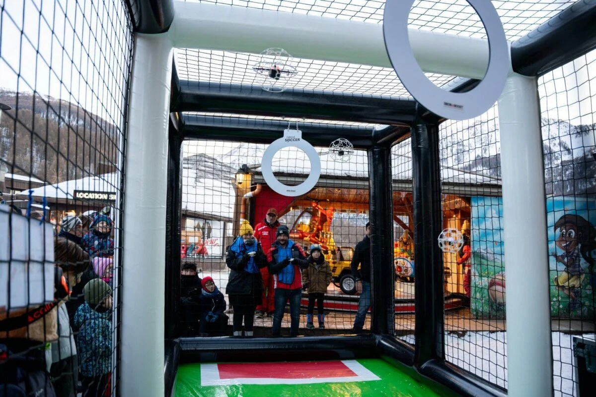 Image for Les Orres : des drones au pied des pistes