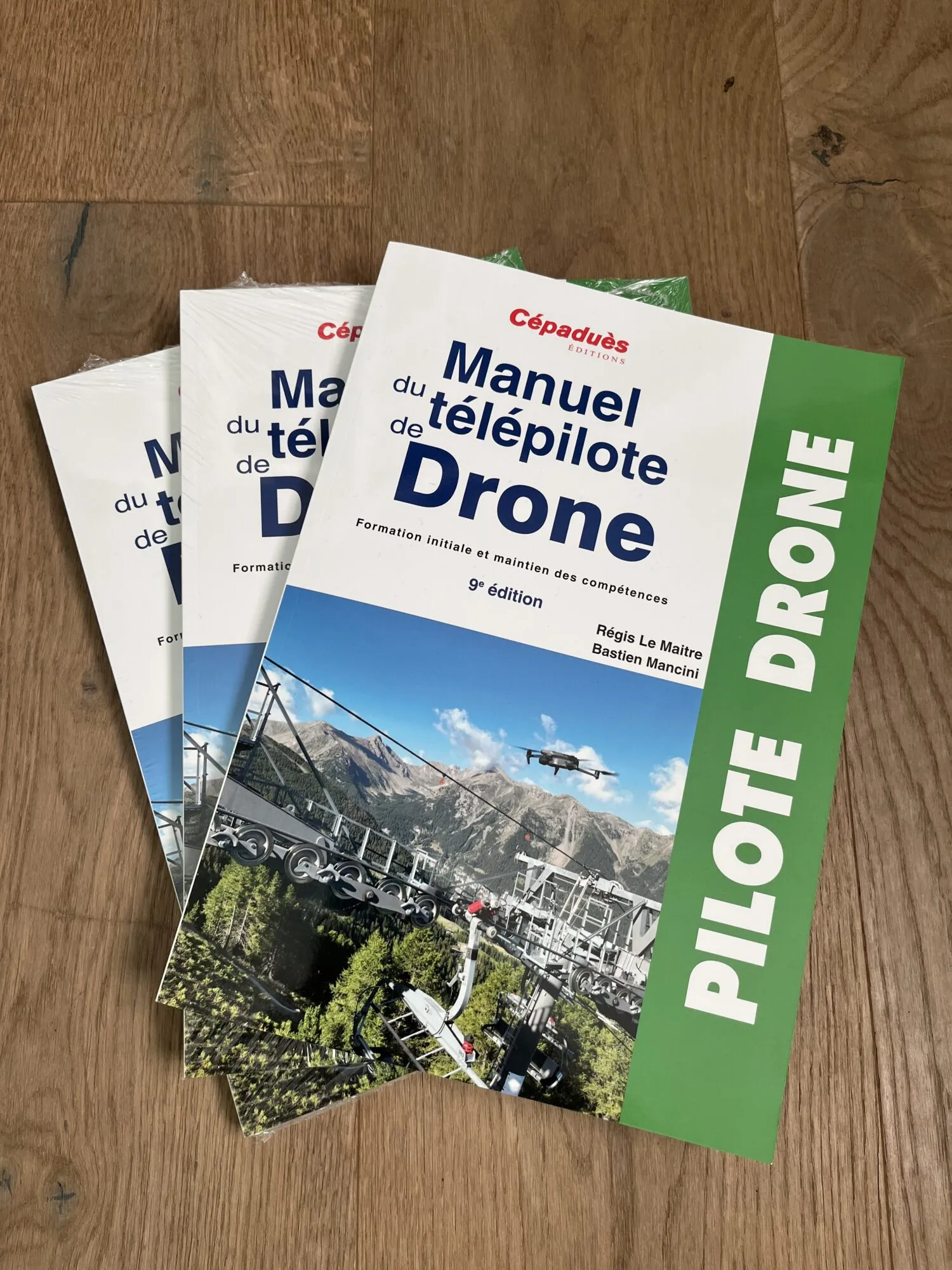 Image for Un télésiège sur le Manuel du Télépilote de Drone